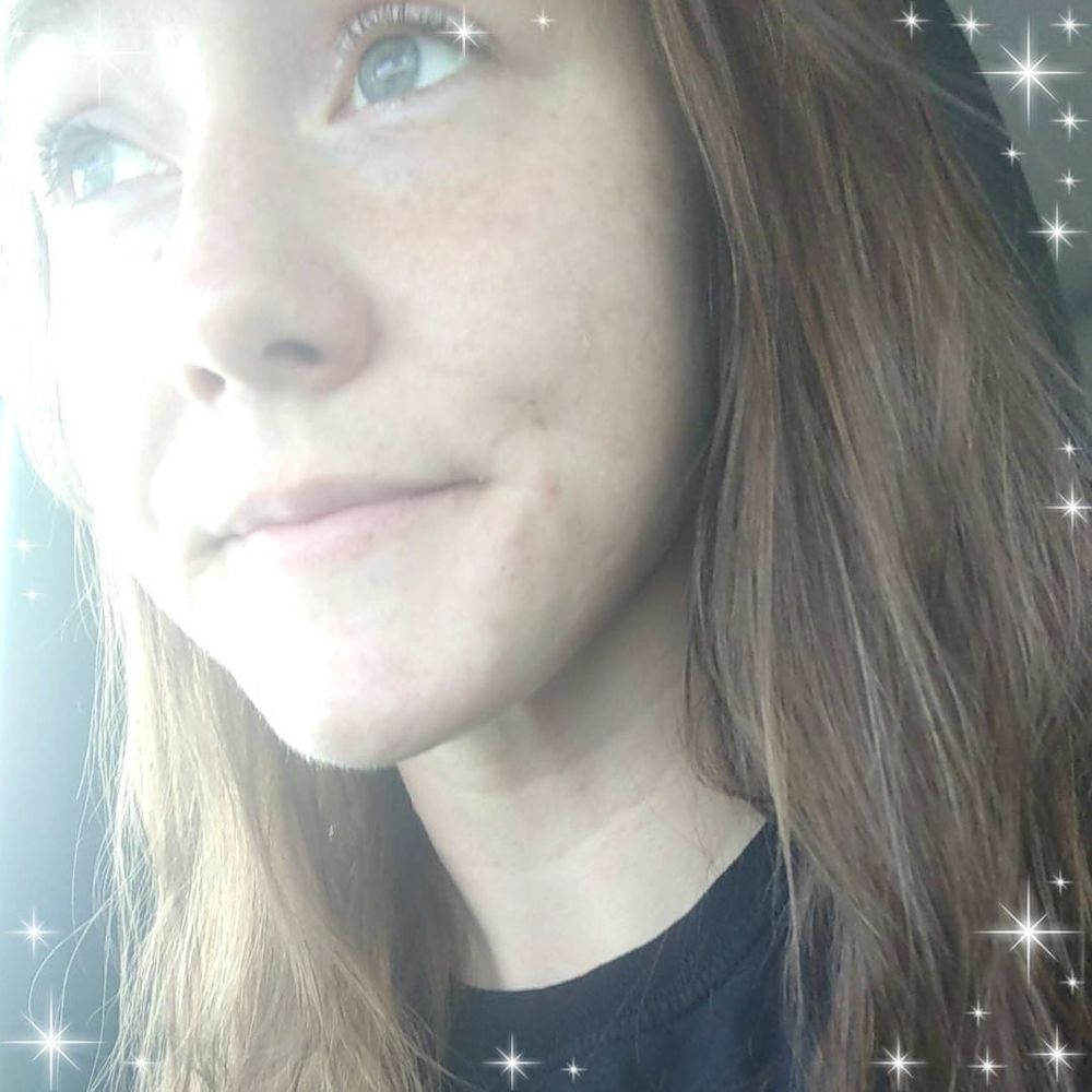 Meet your Posher, Becca